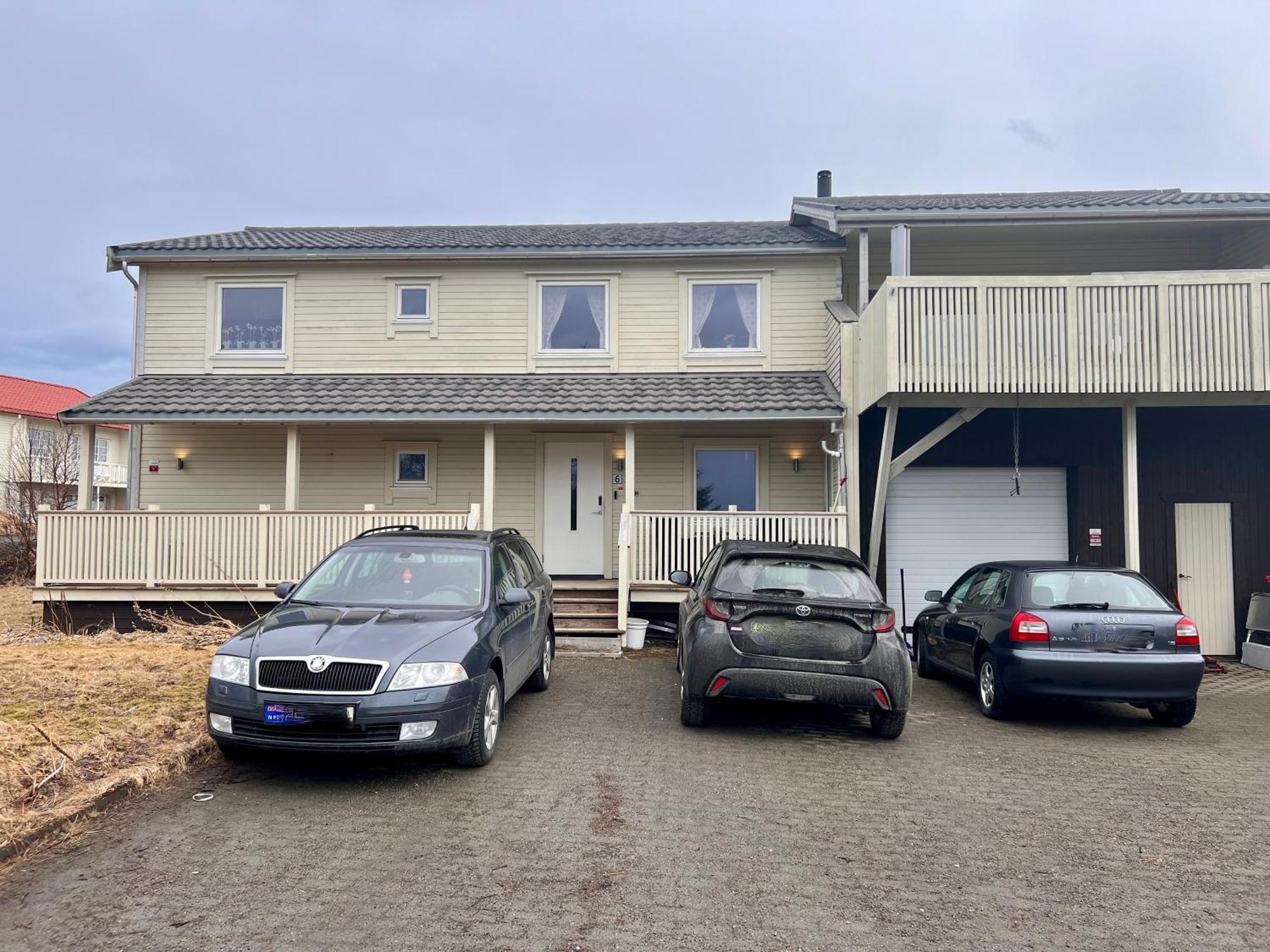Lofoten Booking Лекнес Экстерьер фото